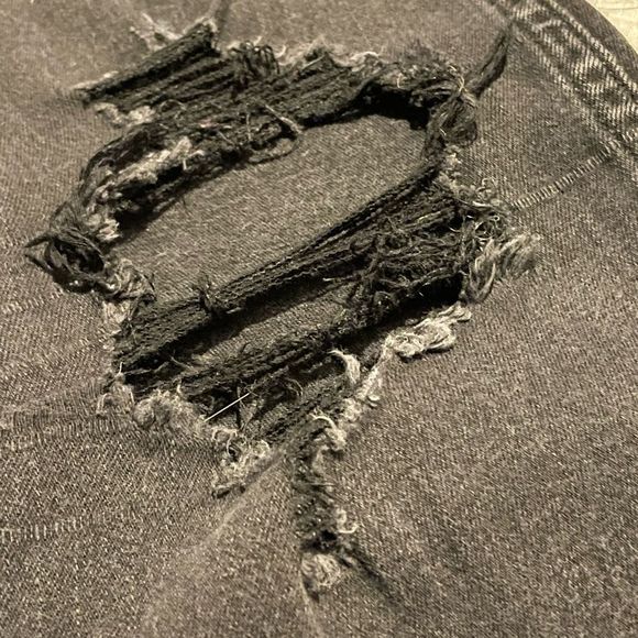 Hollister distressed high rise crop stretch skinny Jean leggings - Picture 4 of 5